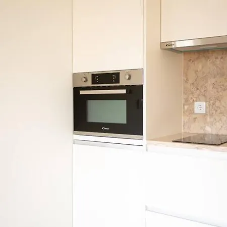 Pardal 1b - Luxury Studio In Alcantara With Parking Nearby Apartament *